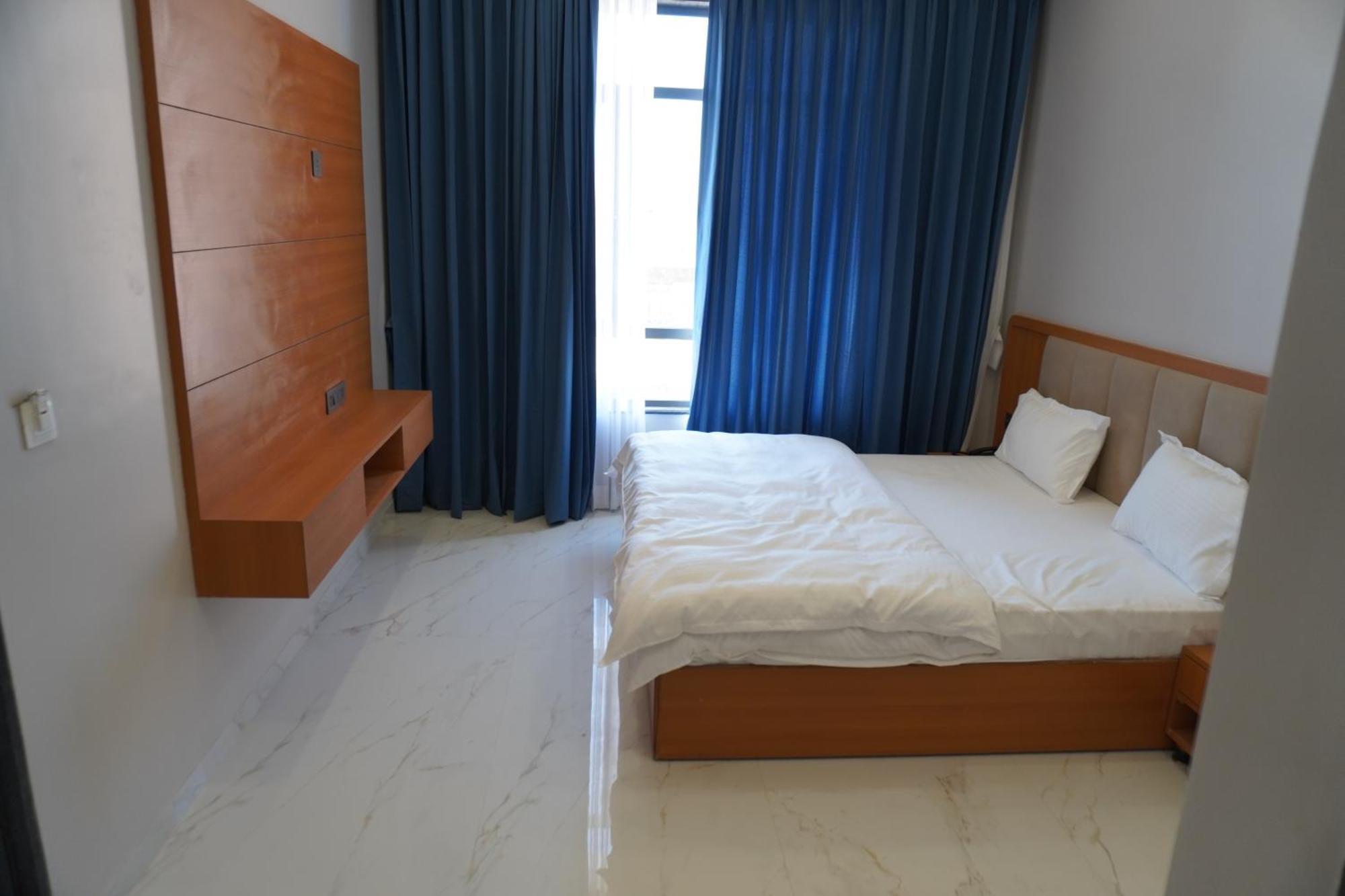 Hotel Heera Palace Khātu Kültér fotó