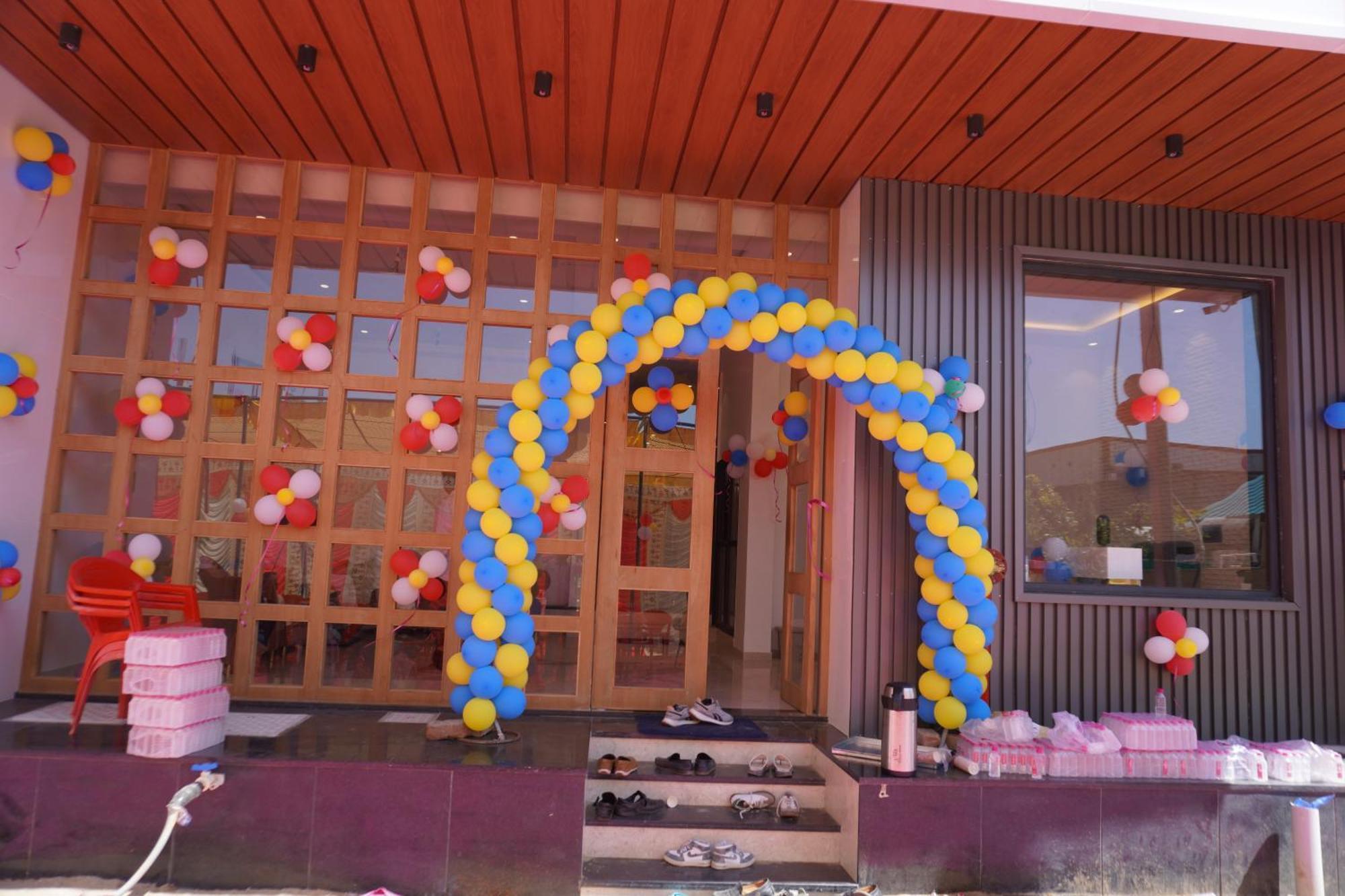 Hotel Heera Palace Khātu Kültér fotó
